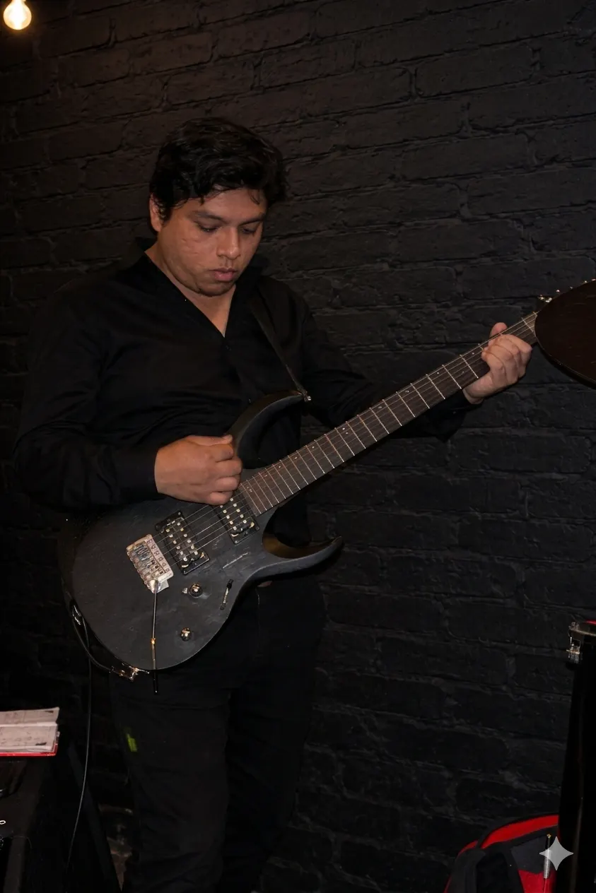 Luis — E90 BAND